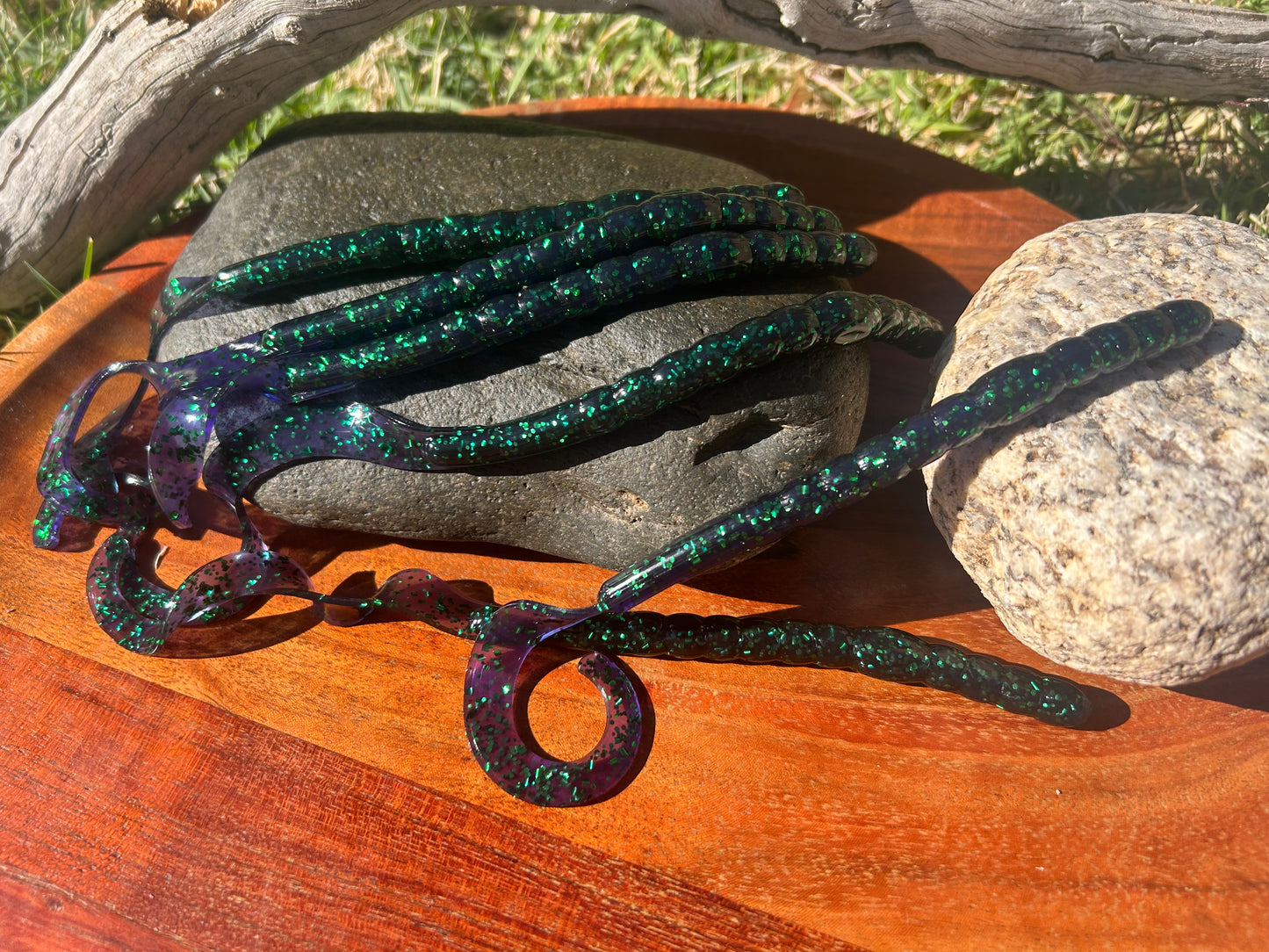 CT GO BIG Worms 10" ribbon tail   10ct