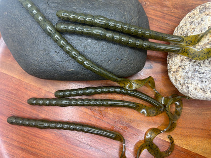 CT GO BIG Worms 10" ribbon tail   10ct