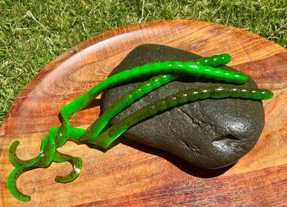 CT Worms: Infuego's 13" big worms   8ct